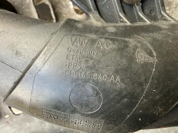 Intercooler-rör OEM 1K0145840AA för VW Golf Mk6 1.6 TDI image 3