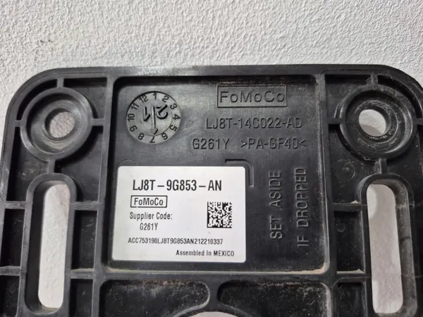Soporte radar delantero OEM LJ8T-14C022-AD para Ford Mustang MACH-E image 5