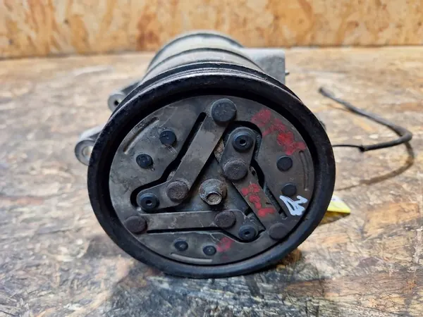 Compresseur de climatisation Hyundai Atos 97701-05500 image 4