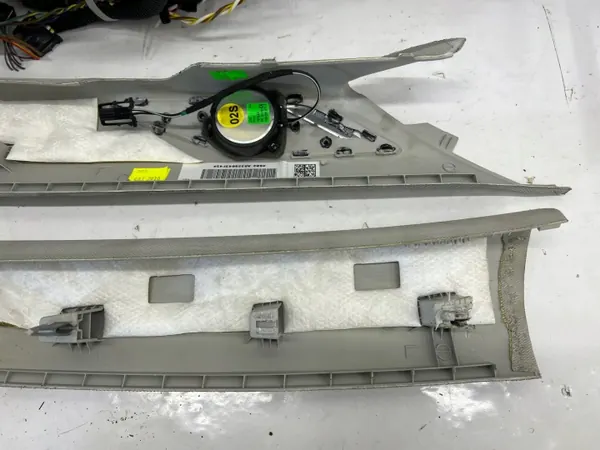 Kit Altavoces Dynaudio + Amplificador OEM 5G0035456 image 10