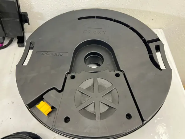 Kit Altavoces Dynaudio + Amplificador OEM 5G0035456 image 3