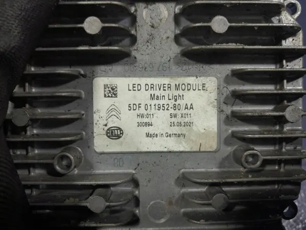 Módulo Convertidor Citroen C5 Aircross OEM 5DF011952-80 image 3
