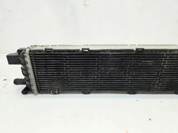 Audi OE 8K0145804H apuvesijäähdytin image 3