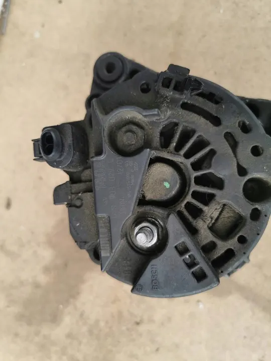 AUDI A4 B6 1.9 TDI Alternaattori image 4