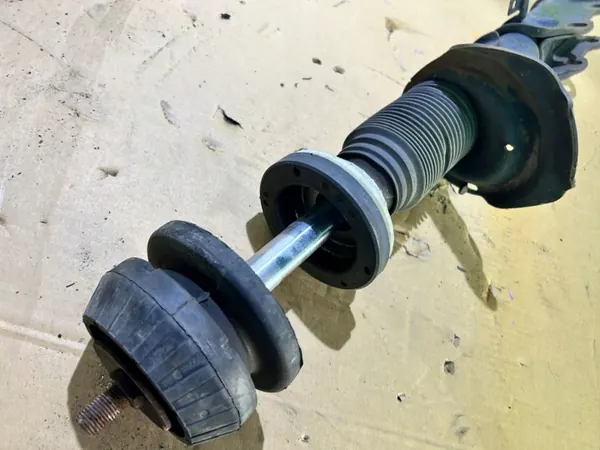 Framfjädring OEM A6393203613 för Mercedes Vito image 6