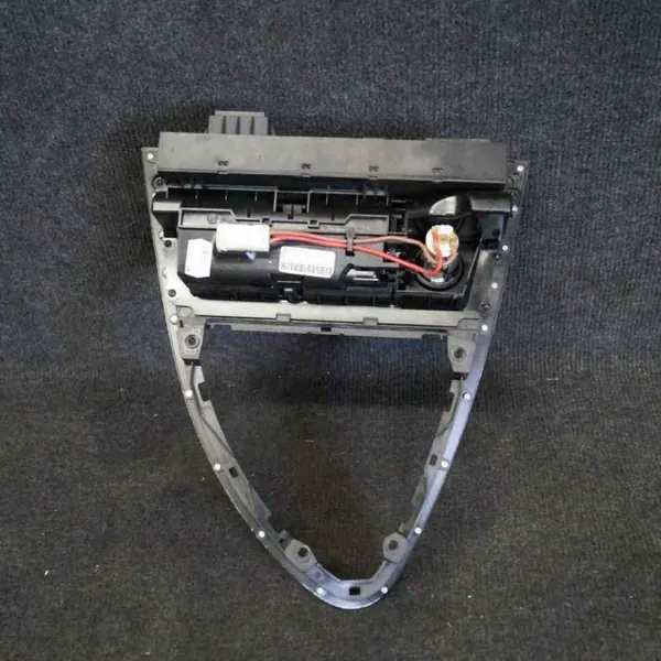 Cendrier BMW OEM 71149399140570 pour 6 Cabrio image 3