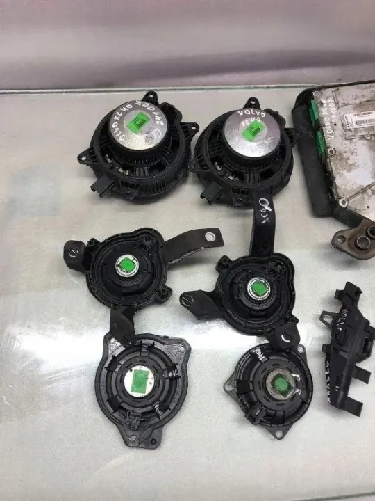 Gebrauchtes Volvo OE Soundsystem OEM 32265526 image 5