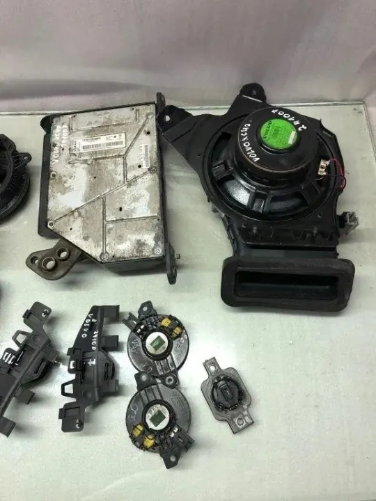 Gebrauchtes Volvo OE Soundsystem OEM 32265526 image 6