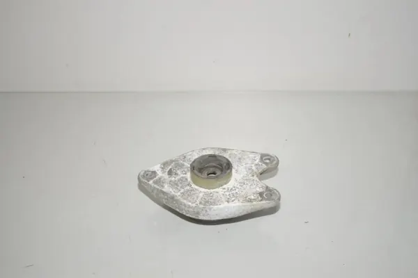 OEM 31306896309 Etu-oikea jousituskiinnike BMW i3 image 2