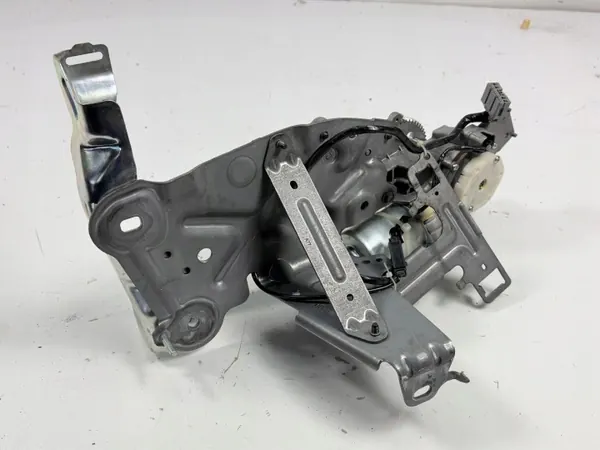 OEM 10GM931A Tavaratilan Lukko Escaladelle 07-14 image 3