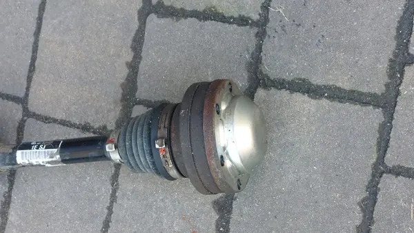 Vänster drivaxel 2.0 TDI VW Golf VI Passat B7 image 2
