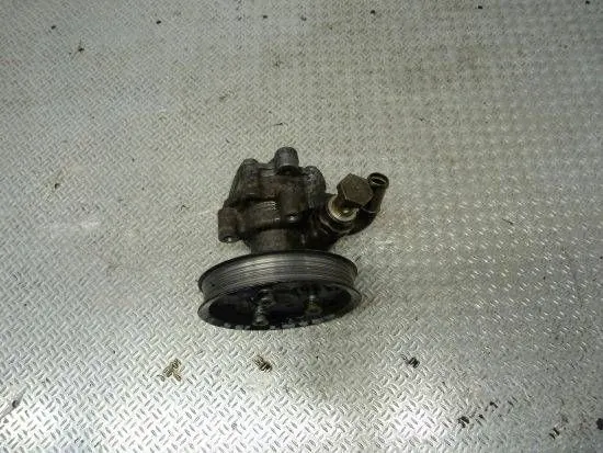 Bomba de direção assistida VW GOLF IV 1.4 image 2