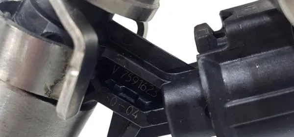 BMW F20 F21 F30 Brandstofrail Injektor N13 7592426 image 8