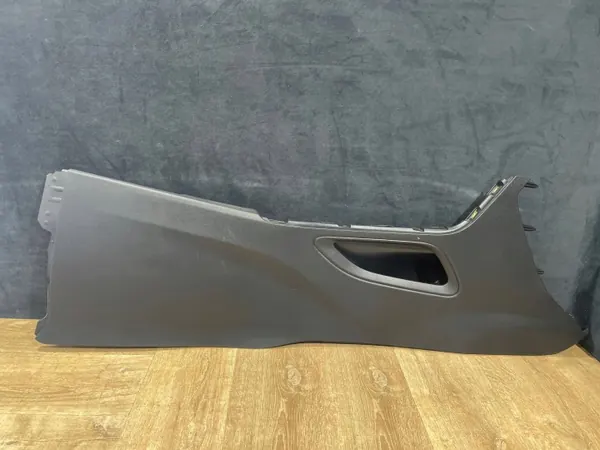 Jaguar CM80486F Oikea Keskikonsolin Kantti F-Pace image 2