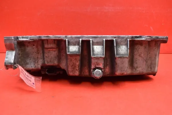 Carter d'huile OEM 03G103603AD pour VW Passat B6 2.0 TDI image 3