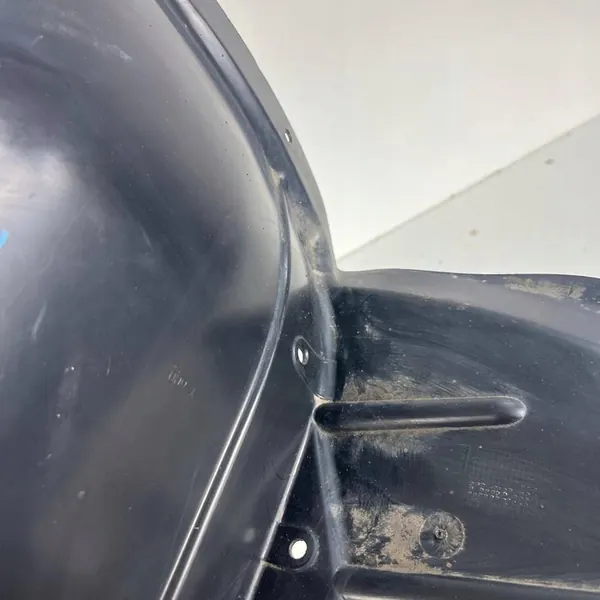 AUDI A3 8P Front Left Wheel Arch OEM 8P0821191C image 8