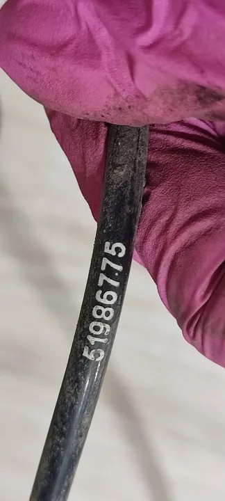 Fiat Tipo 2018 Mozzo ruota anteriore sinistro OEM 51986775 image 4