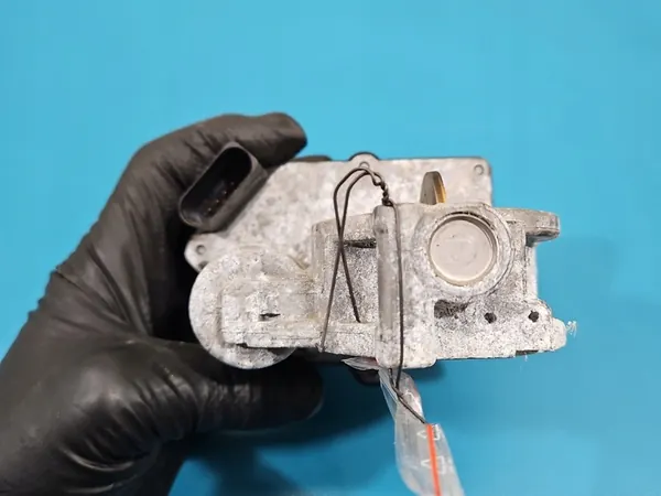 Corpo de borboleta AUDI Q5 08- 057128063D 3.0 TFSI image 4