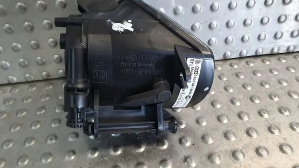 Farol de Neblina Halógeno Direito Dianteiro Audi Q7 4L Lift 4L0941699A image 6