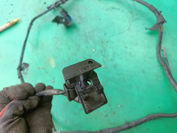 Front Windshield Washer Nozzles BMW X5 E70 image 3