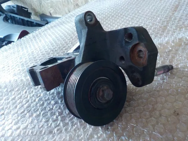 Motorrolle OEM ROLKA für Toyota Auris 2.0 D4D image 4
