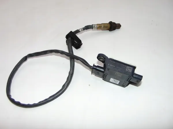 Käytetty Lambda NOX-anturi OEM L8B2-5H310-AC image 2