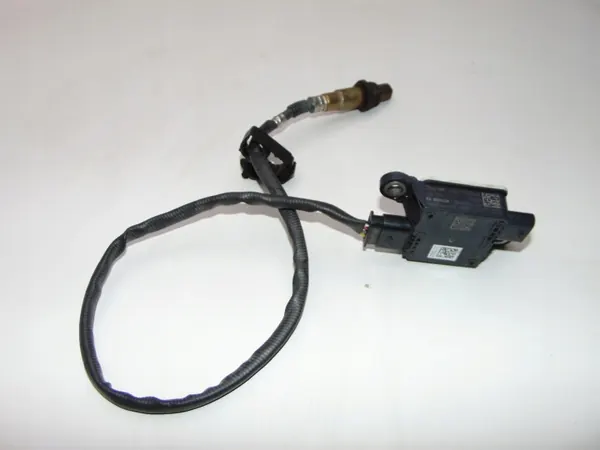 Käytetty Lambda NOX-anturi OEM L8B2-5H310-AC image 3