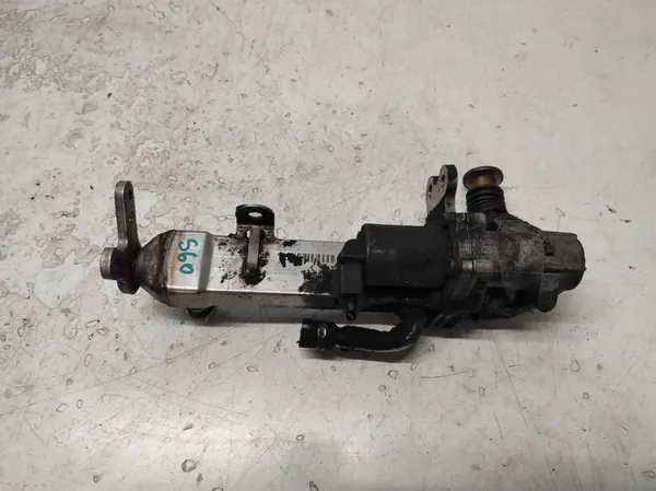 VOLVO S60 1 I 00- 2.4 D5 EGR-Jäähdytin image 2