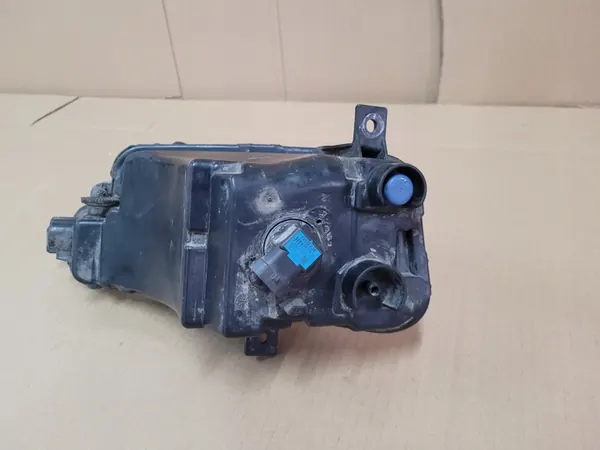 Farol Halógeno Direito VW T6.1 image 3