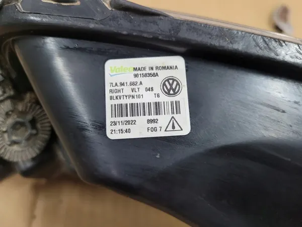 Farol Halógeno Direito VW T6.1 image 6