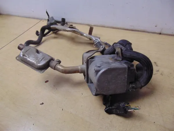 Webasto-lämmitin OEM 252421 Toyota Versolle 09-18 image 3