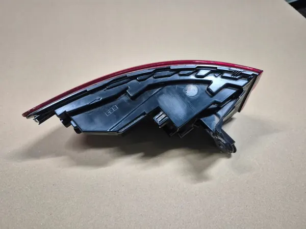 AUDI A4 B9 8W9 Kombi Lámpara Trasera Derecha LED image 9