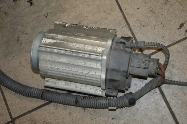 Moottorin tuki OEM 1K0909144J VW/Audi/Skoda/Seat image 2