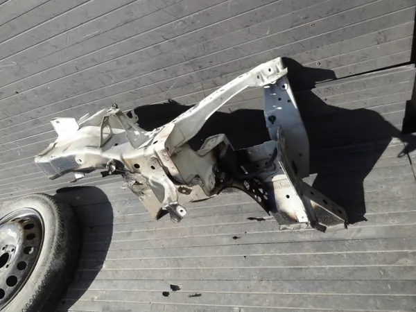Nissan Pulsar 2018 Sous-cadre Avant Droit OEM 751104MD8B image 3