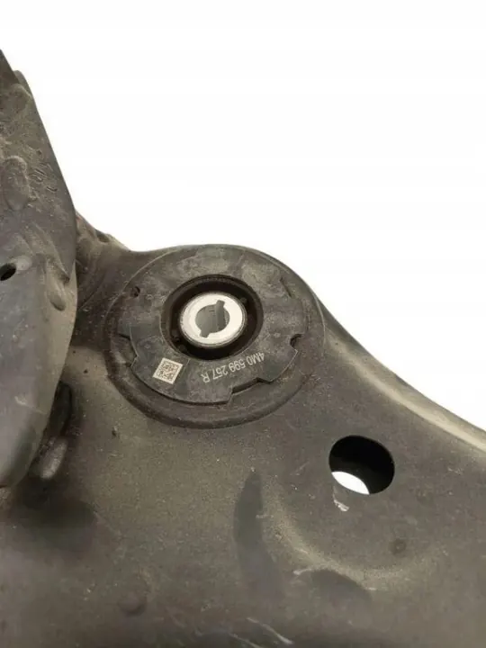 Audi A5 Taka-akselipalkit OEM 8W0505235AD - Käytetty image 4