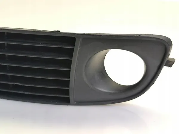 Griglia di ventilazione Audi OE 4B0807681J, paraurti image 2