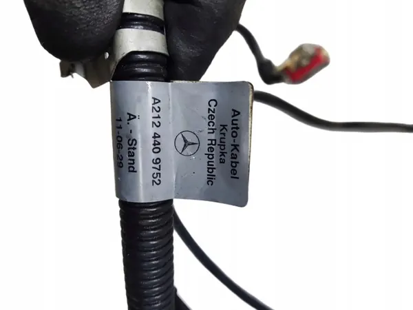 Mercedes E-klasse W212 Pyrotechnische klem OEM A2124409752 image 3
