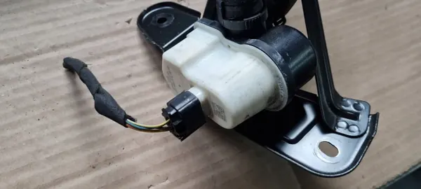 Aktivkohlefilterpumpe 4M4201997G für Audi Q8 image 4