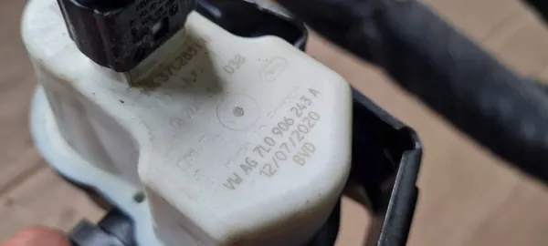 Aktivkohlefilterpumpe 4M4201997G für Audi Q8 image 7