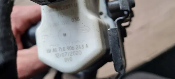 Aktivkohlefilterpumpe 4M4201997G für Audi Q8 image 9
