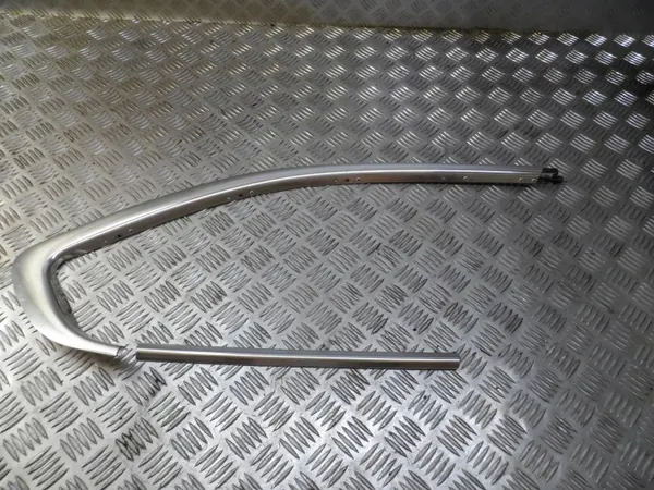 BMW OE ABM9923 Höger Bakrutslist - Begagnad image 2