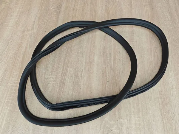 Junta Puerta Trasera Derecha/Izquierda BMW G30 OEM 7381326 image 2