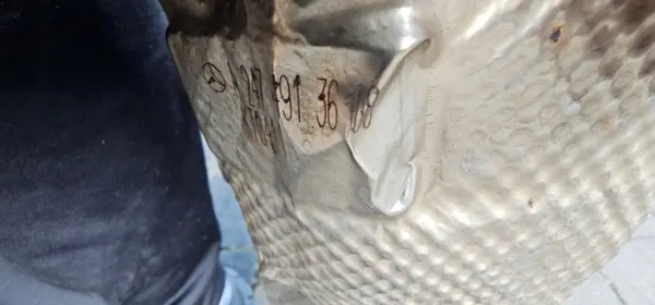 Mercedes-Benz OEM A2474913600 gebruikte katalysator image 7