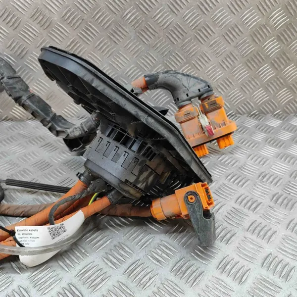 Skoda Enyaq IV Akun latauskaapeli OEM 1EA915651C image 3
