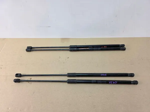 Volvo XC60 II motorhuvesstöd OEM 32405066 image 2
