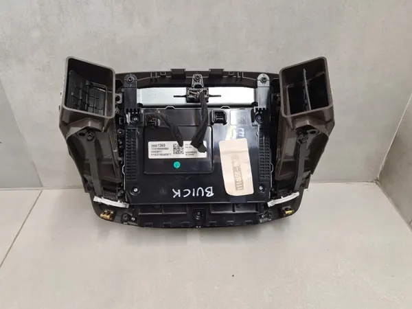 OEM 26681360 Radio Navigation Écran Insignia A Lift image 3