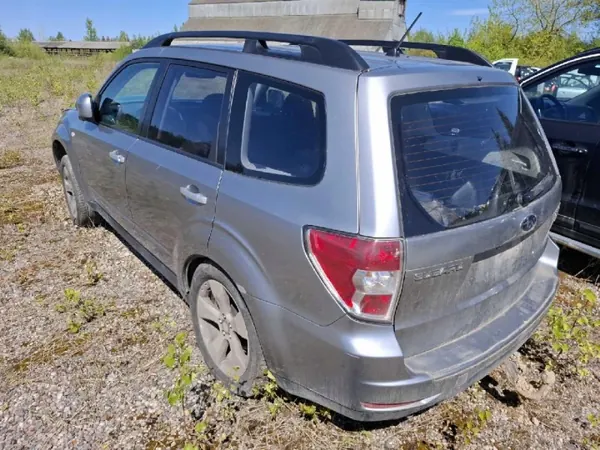 Auspuffkrümmer OEM 2426827 Subaru Forester 2009 image 8