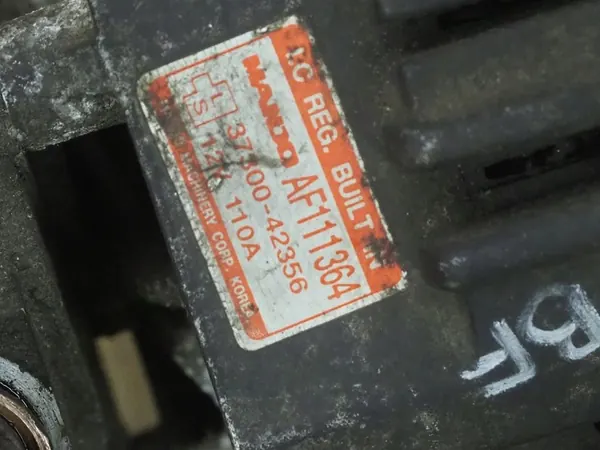 HYUNDAI H1 2.5 TD D4BF Alternator OEM 37300-42356 image 10