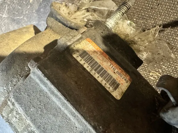 Compressore AC JEEP GRAND CHEROKEE WK2 3.0 image 6