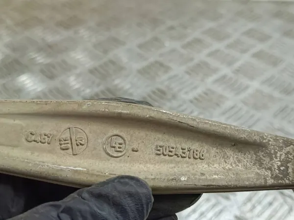 OEM FOB56621 Etutasauslinkki Alfa Romeolle image 4